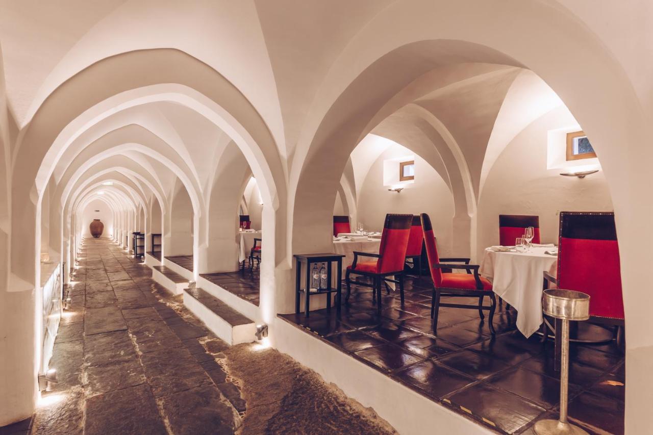 Convento Do Espinheiro, Historic Hotel & Spa Evora Ngoại thất bức ảnh Restaurant in the hotel