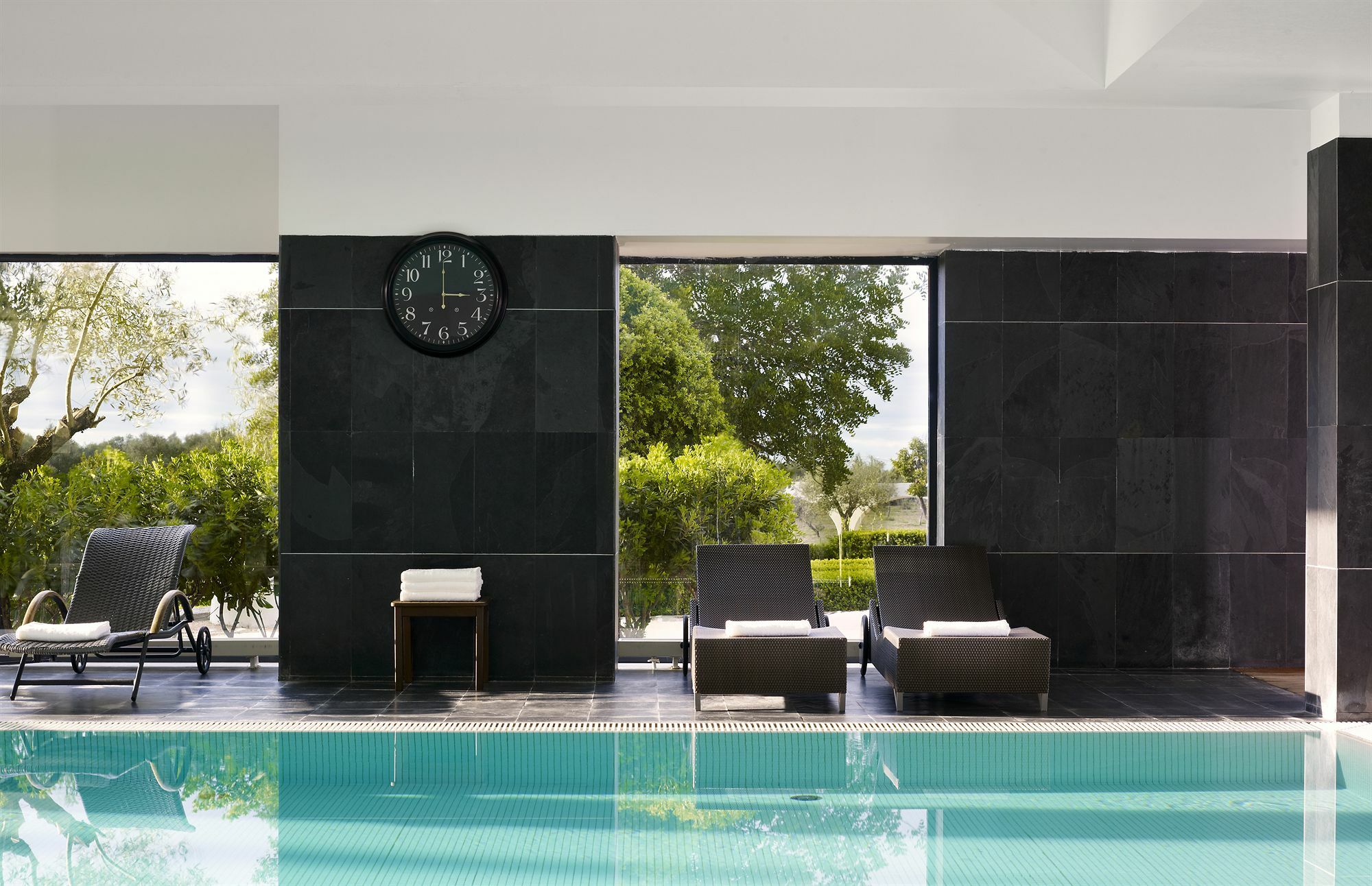 Convento Do Espinheiro, Historic Hotel & Spa Evora Ngoại thất bức ảnh The spa at The Connaught