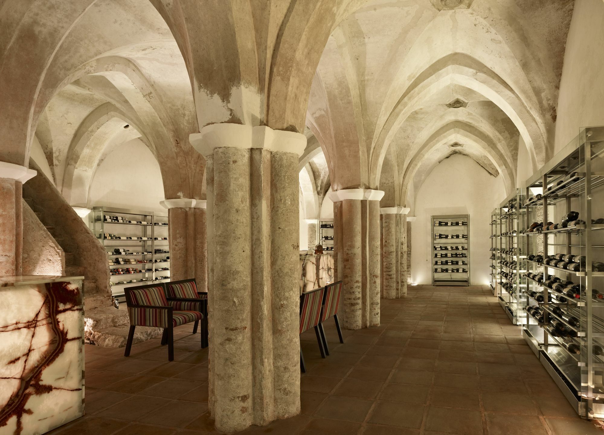 Convento Do Espinheiro, Historic Hotel & Spa Evora Ngoại thất bức ảnh The wine cellar