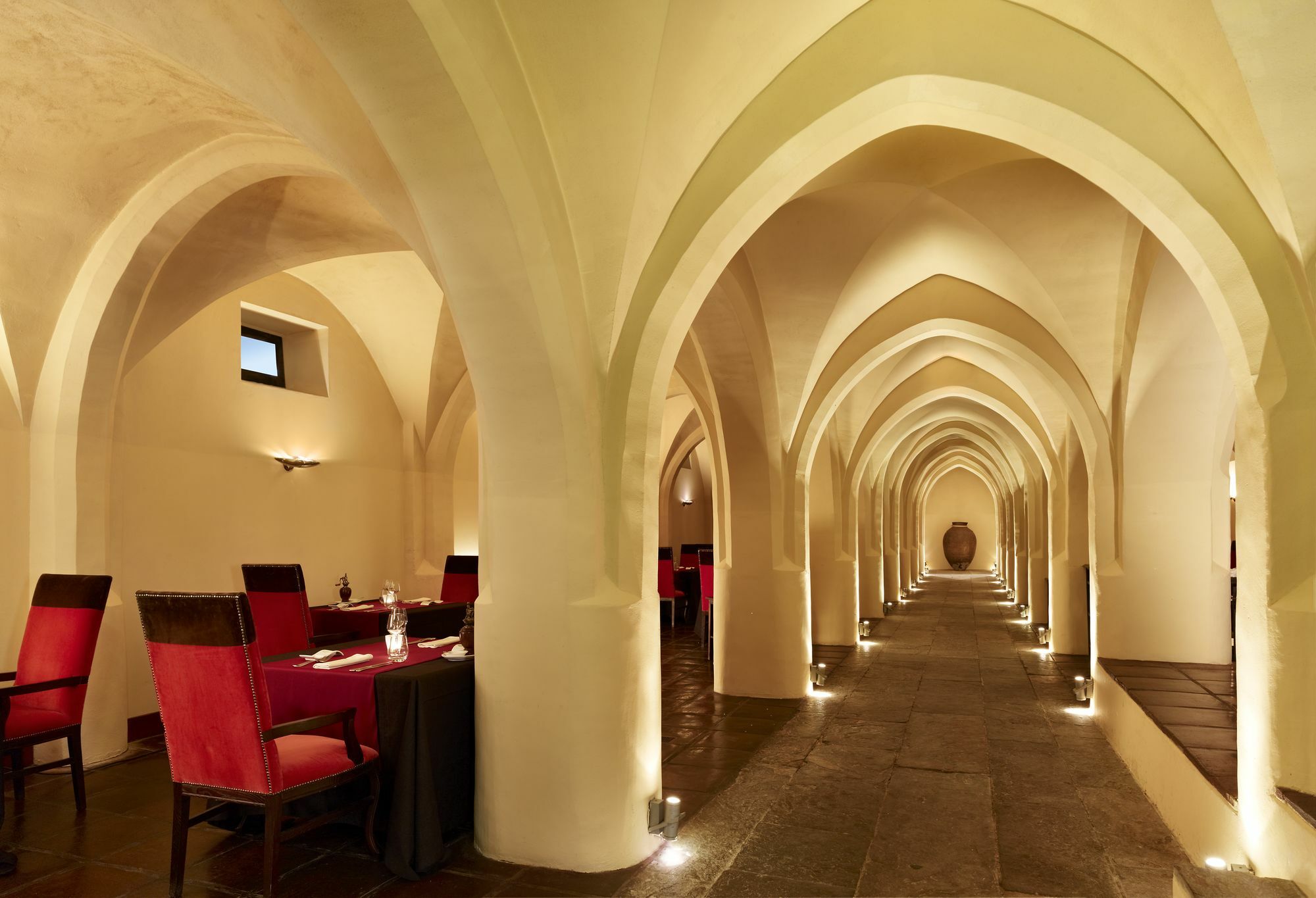 Convento Do Espinheiro, Historic Hotel & Spa Evora Ngoại thất bức ảnh The restaurant